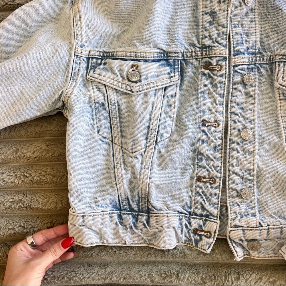 Free People Brando Denim Jacket in Malta Wash- Size XS - Picture 3 of 13